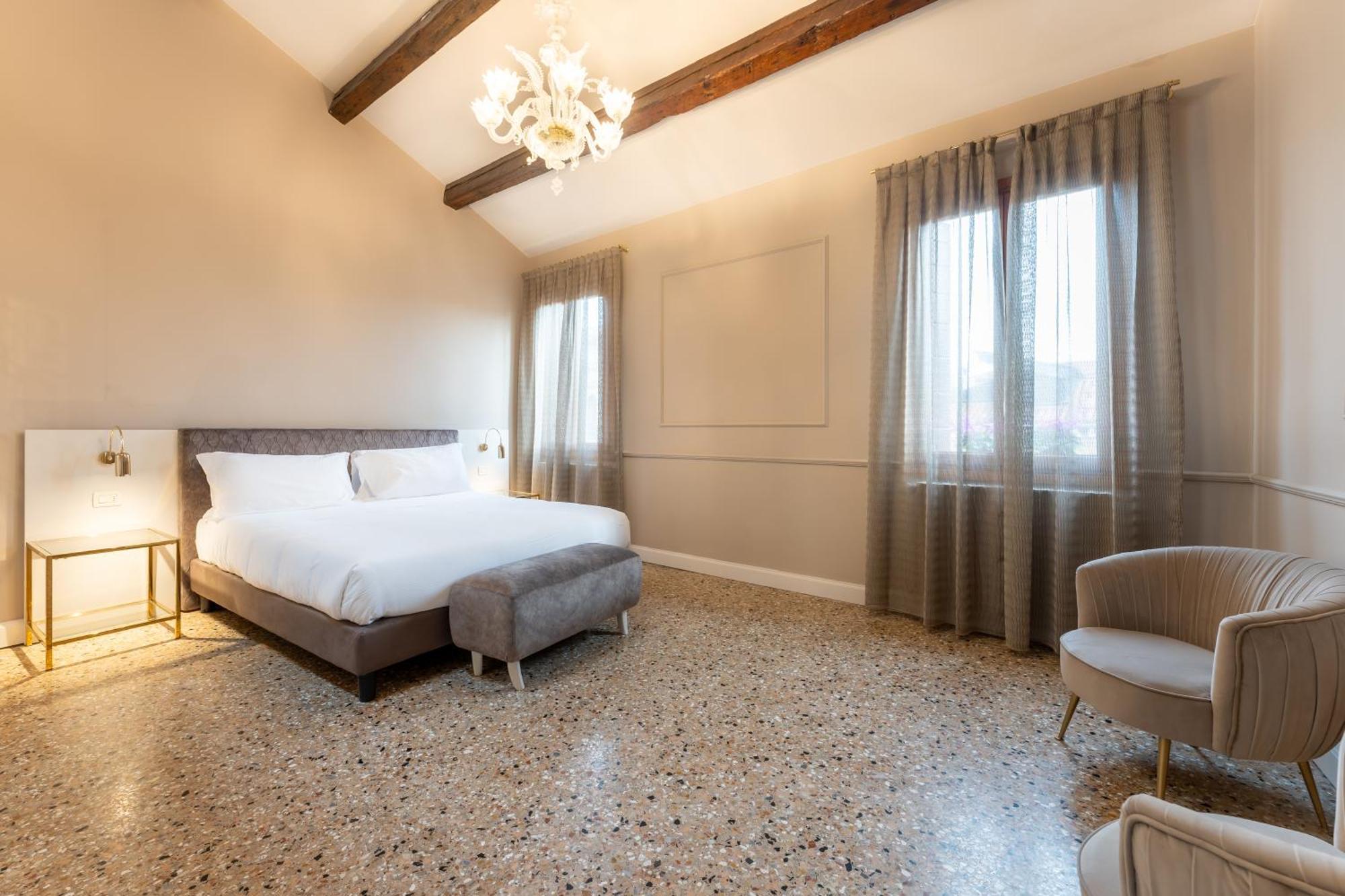 San Vio Palace Luxury Apartments Veneza Exterior foto