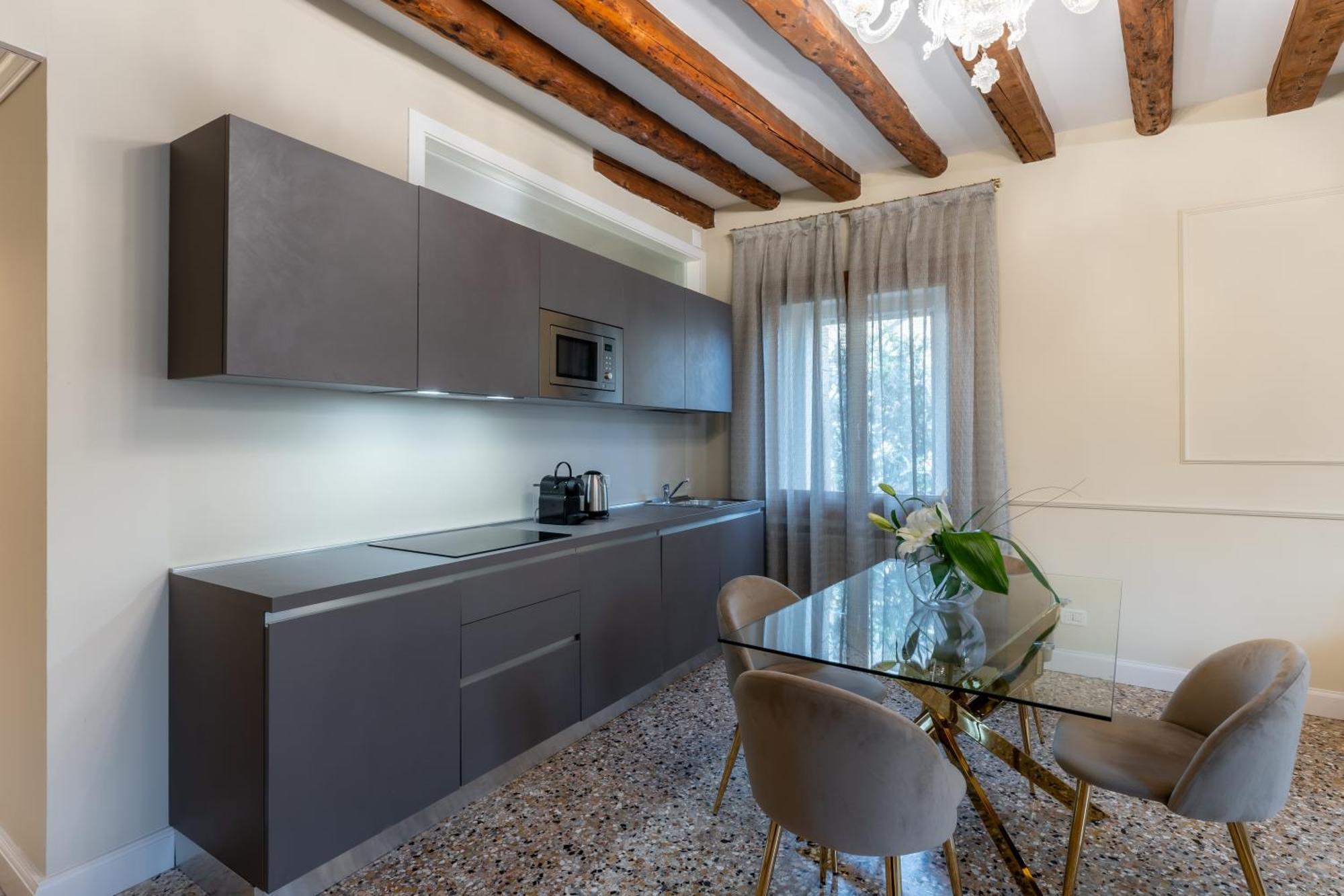 San Vio Palace Luxury Apartments Veneza Exterior foto