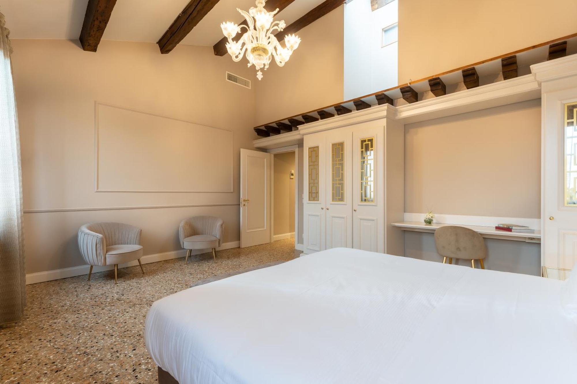 San Vio Palace Luxury Apartments Veneza Exterior foto