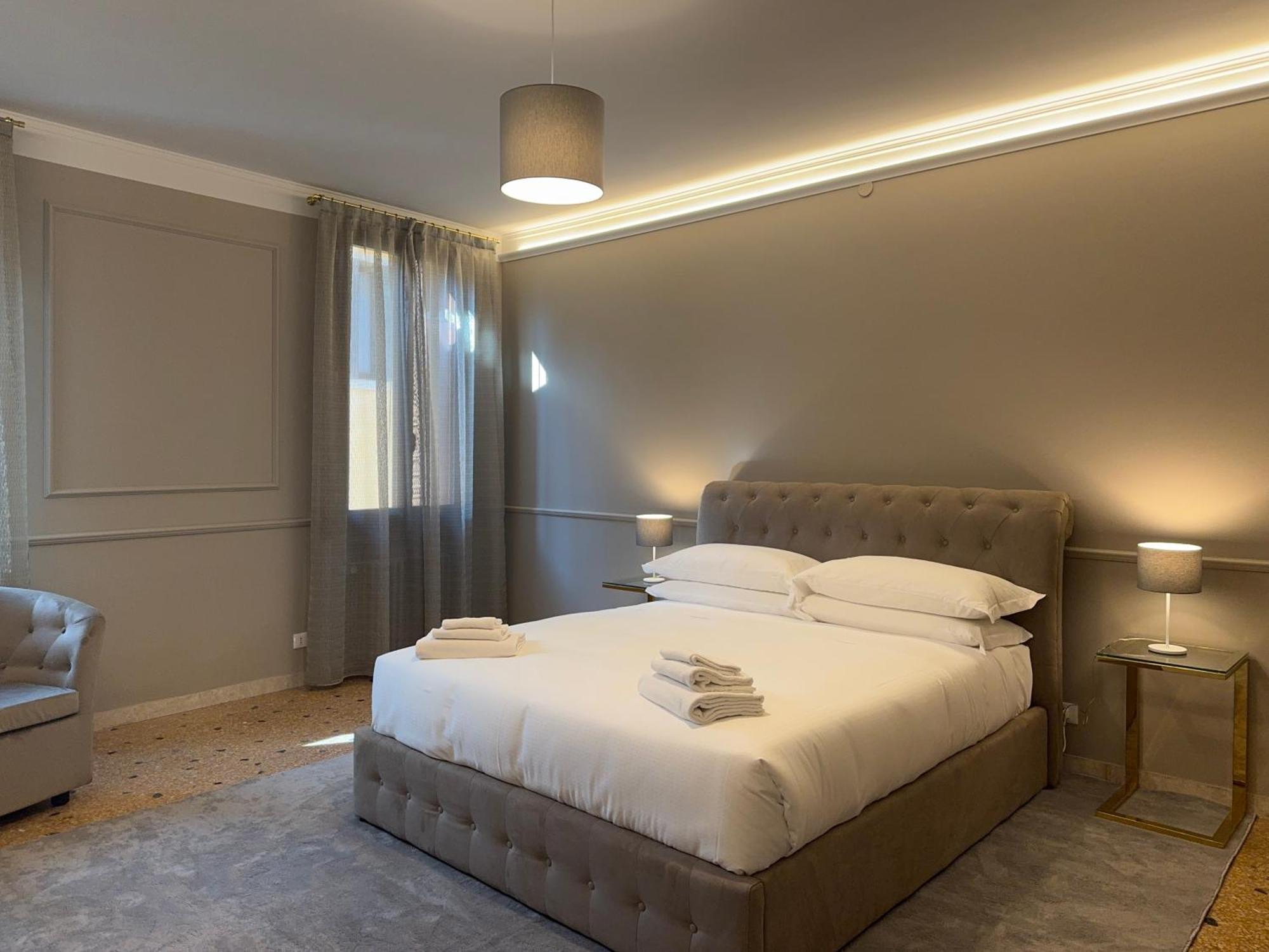 San Vio Palace Luxury Apartments Veneza Exterior foto